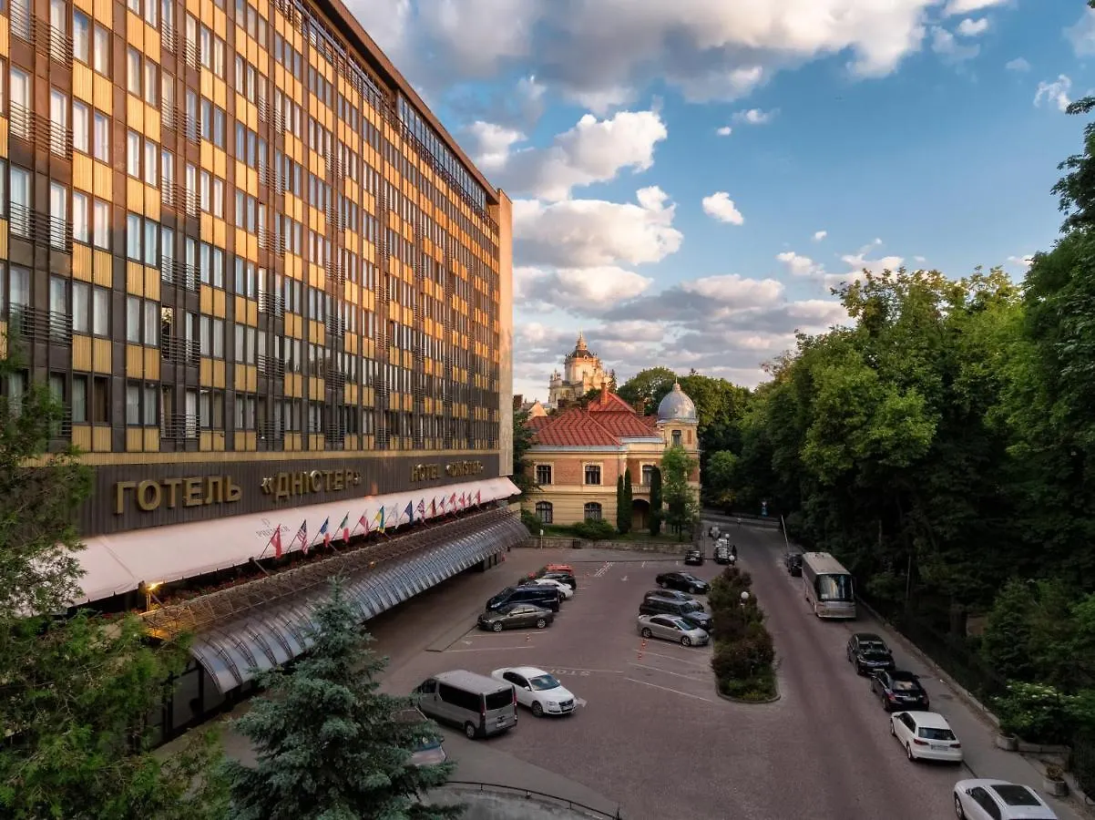 Premier Hotel Dnister Lviv