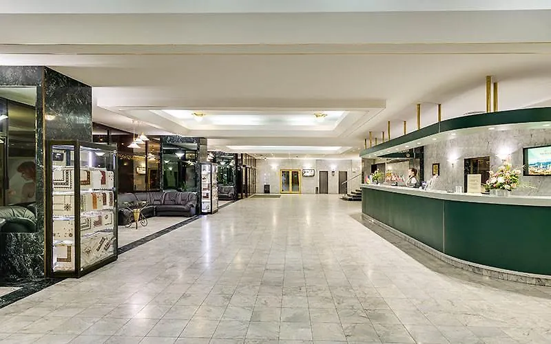 Premier Hotel Dnister Lwów