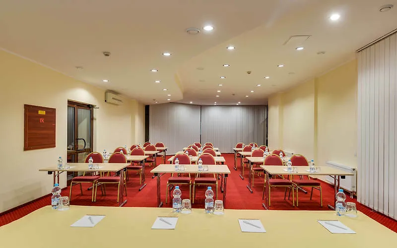 Premier Hotel Dnister Lvov