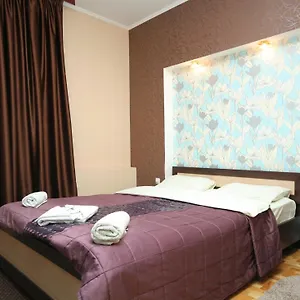 Real In Center Apartment Kiew