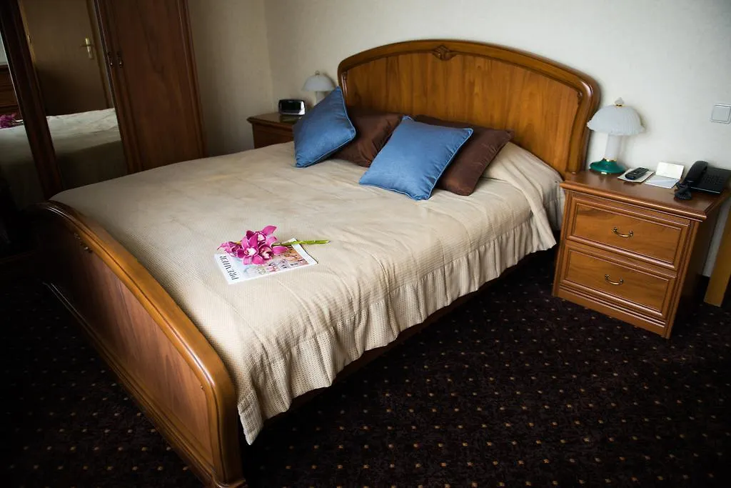 ****  Premier Hotel Dnister Lwów Ukraina